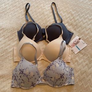 3 Jessica Simpson push up bras.. 34 C..